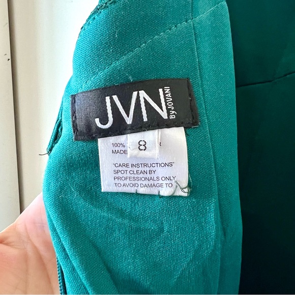 JVN by JOVANI Green Sequin Double Strap High Cutaway Slit Prom Gown—SZ. 8 - Picture 14 of 17